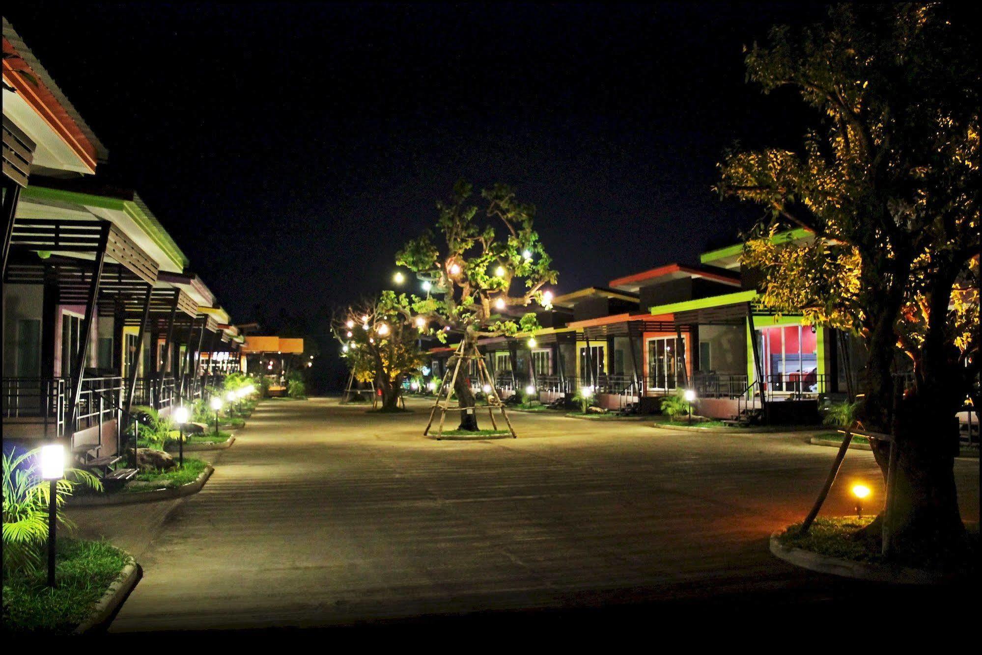 D-Sine Resort Buriram Esterno foto