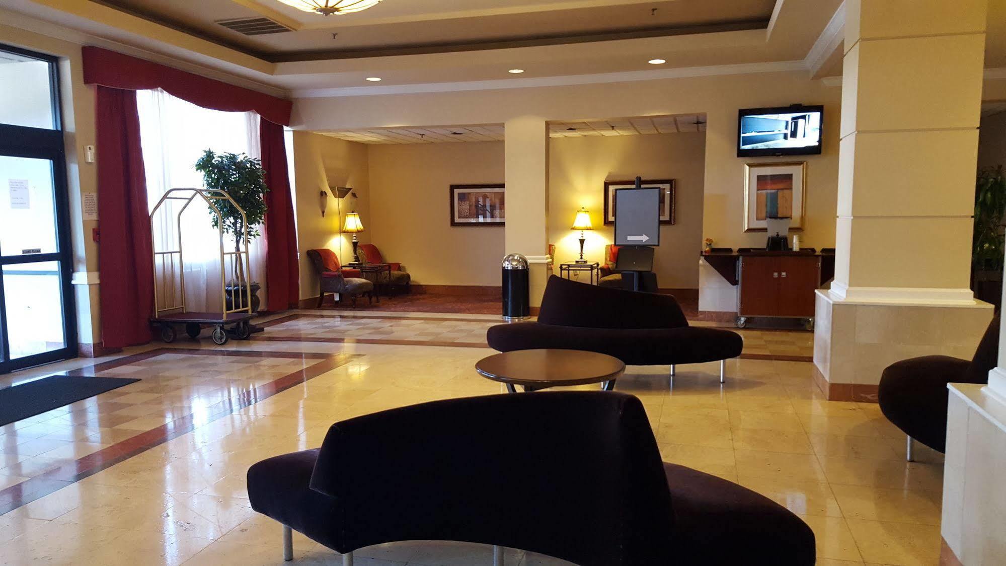 Ramada Plaza By Wyndham Atlanta Airport Hotel Esterno foto