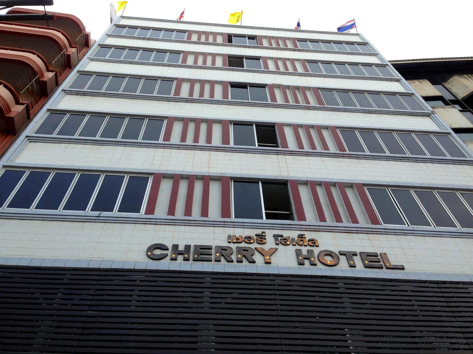Cherry Hotel Pattaya Esterno foto