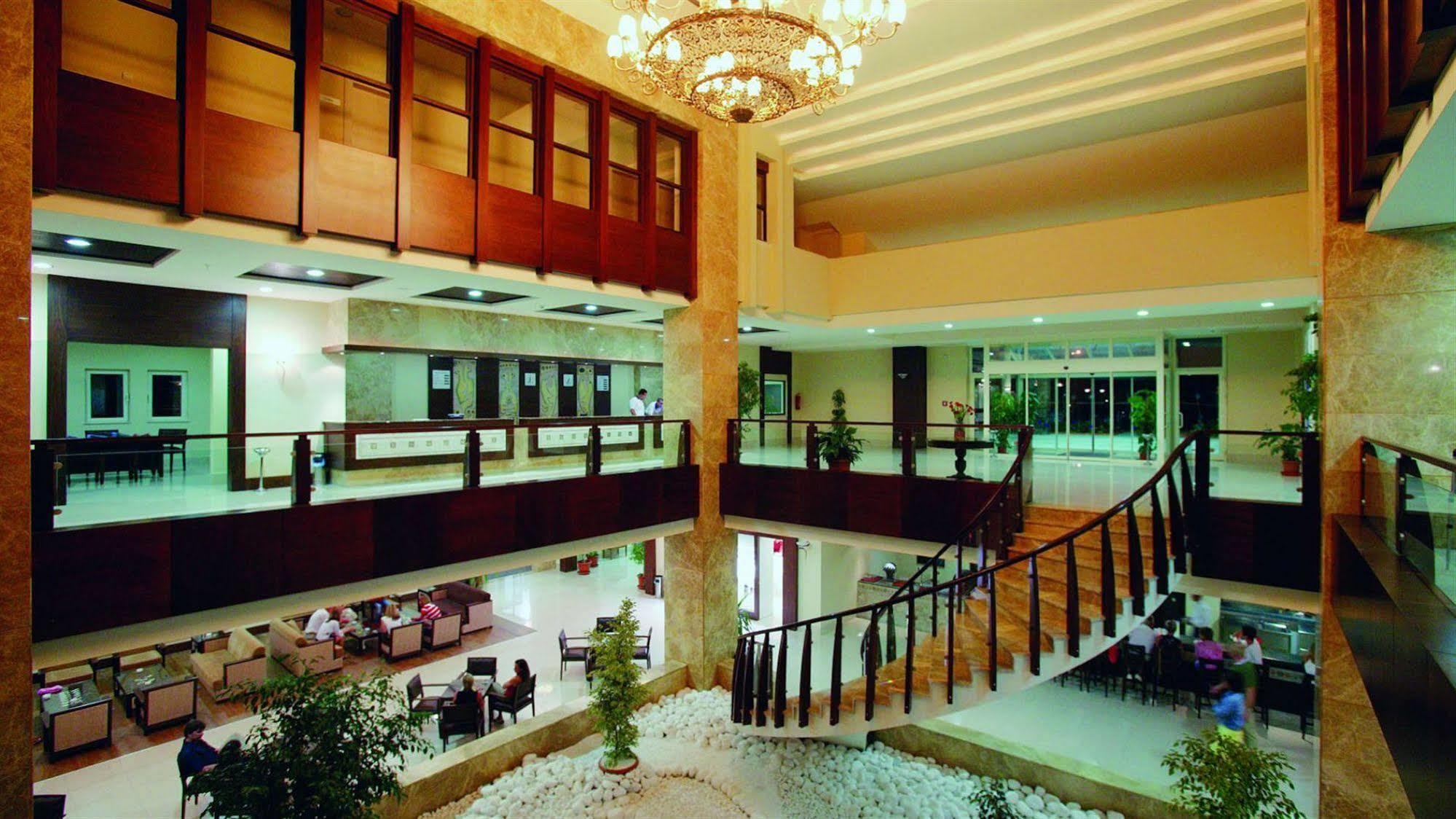 Sural Resort Hotel Side Interno foto