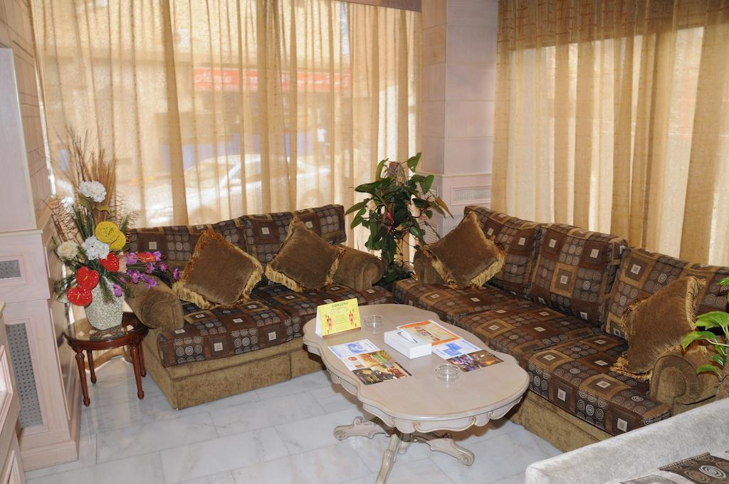 Al Jazira Hotel Al Manamah Esterno foto