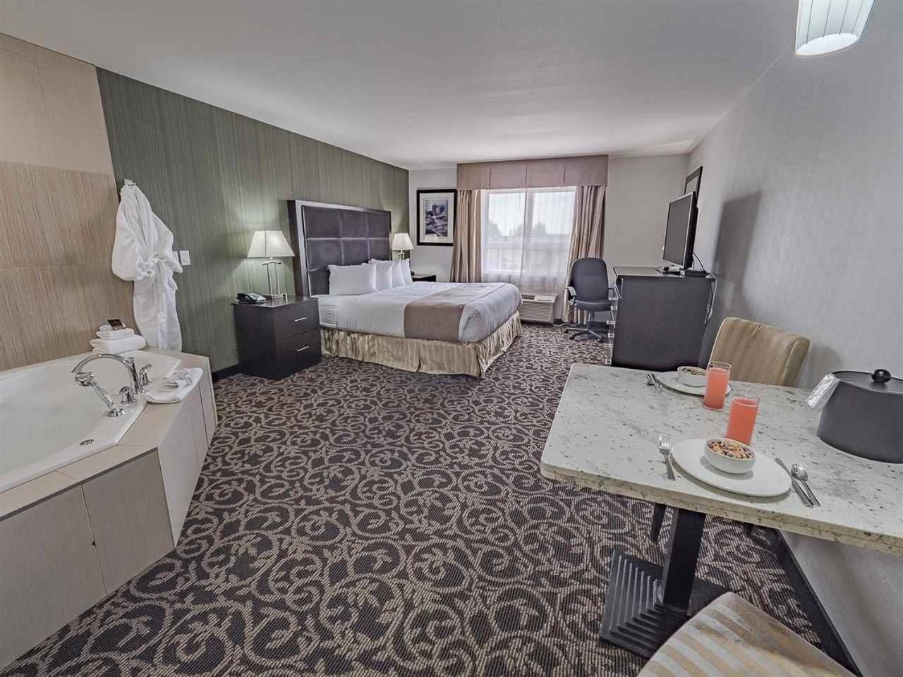 Paradise Inn And Suites Redwater Esterno foto