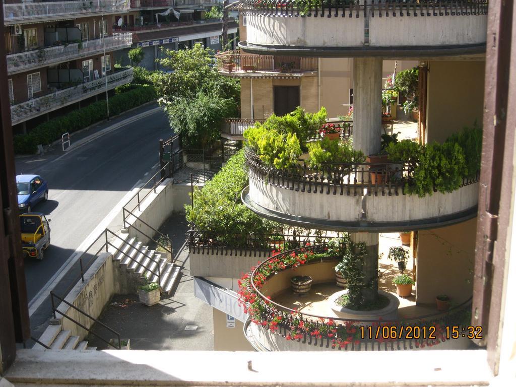 Le Petit Hotel Monterotondo  Esterno foto