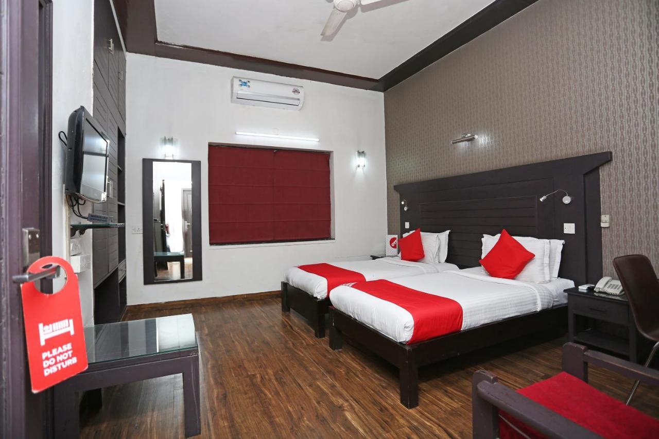 Hotel Chalet Nuova Delhi Esterno foto