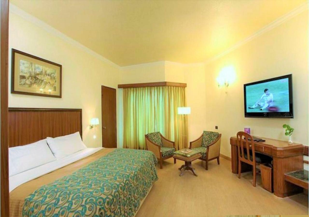 Hotel Samrat, Nuova Delhi Esterno foto
