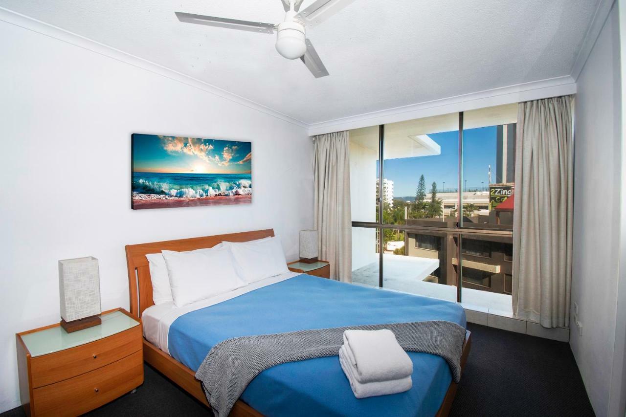 Seacrest Beachfront Apartments Surfers Paradise Gold Coast Esterno foto