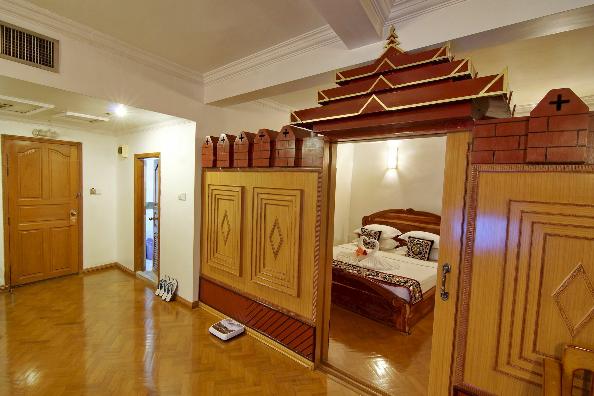 Hotel Mandalay Esterno foto