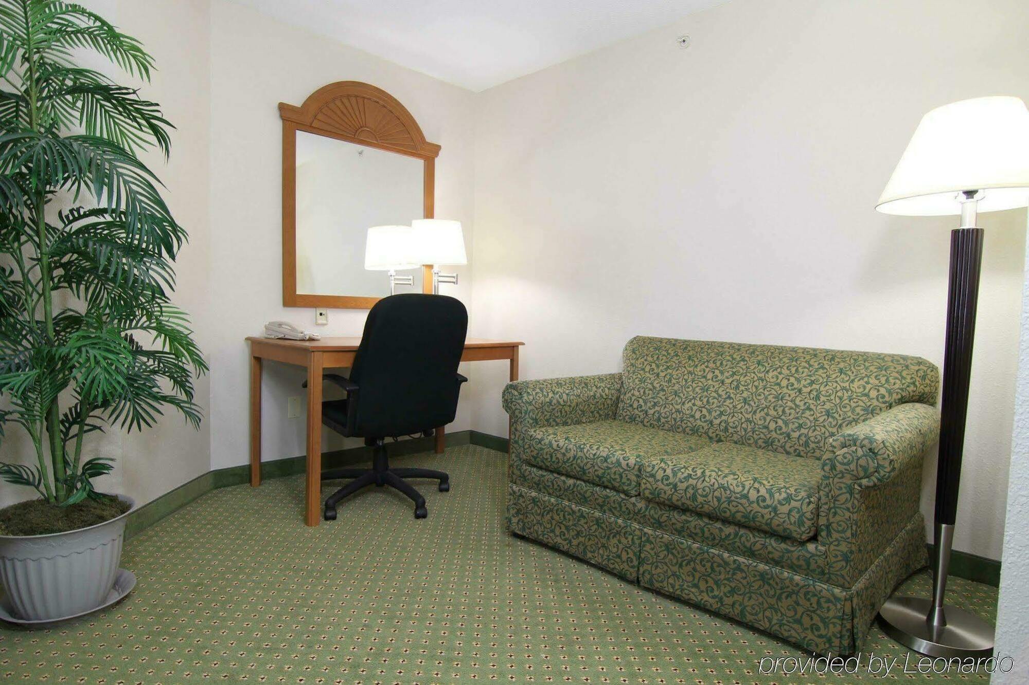 Holiday Inn Express Hotel & Suites Madison, An Ihg Hotel Camera foto