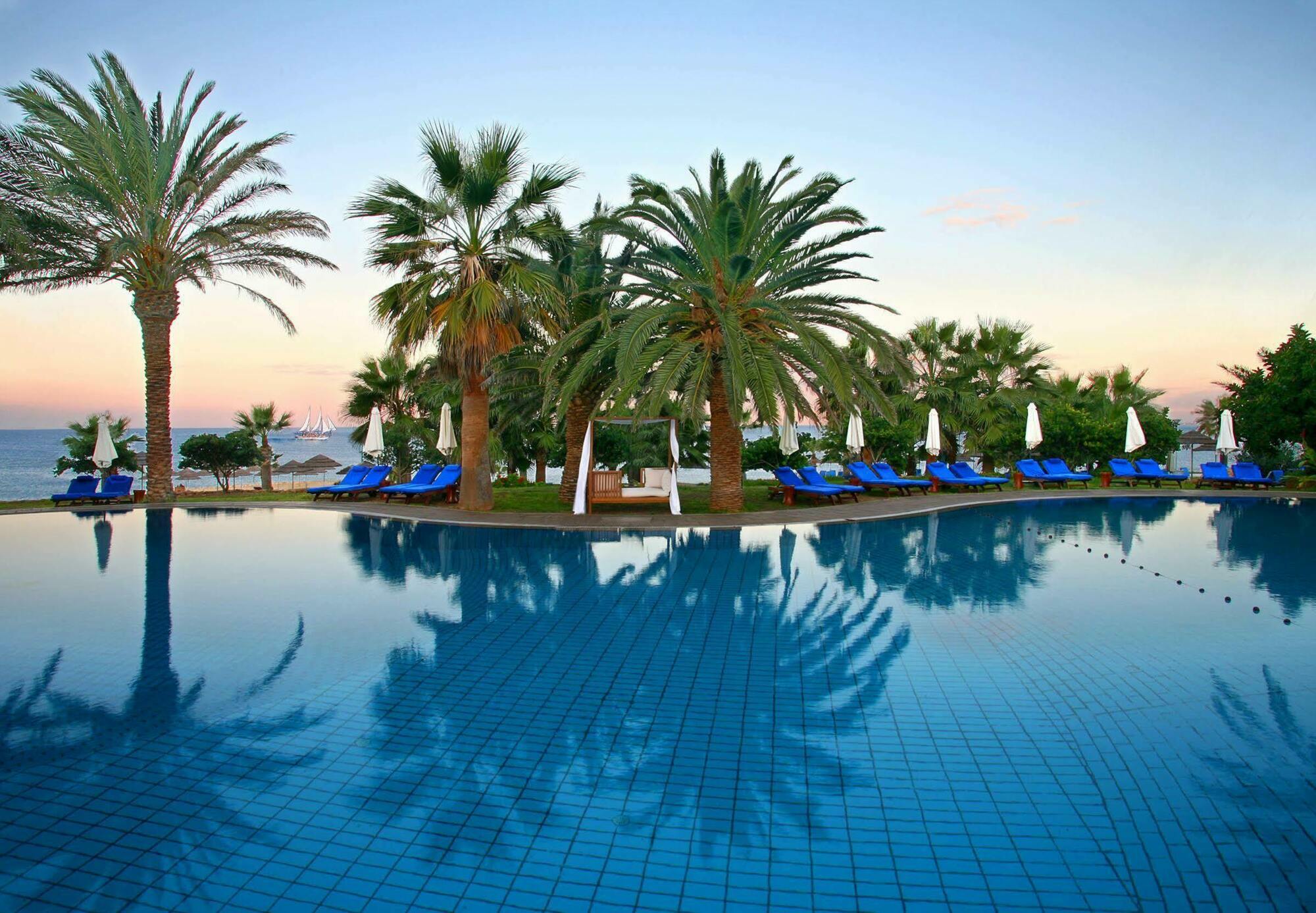 Azia Resort & Spa Paphos Servizi foto