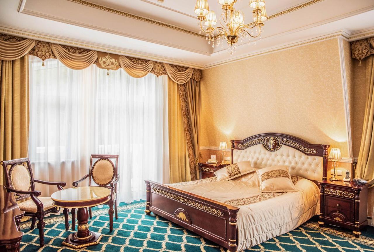 Hotel Grand Palace Svetlogorsk Esterno foto