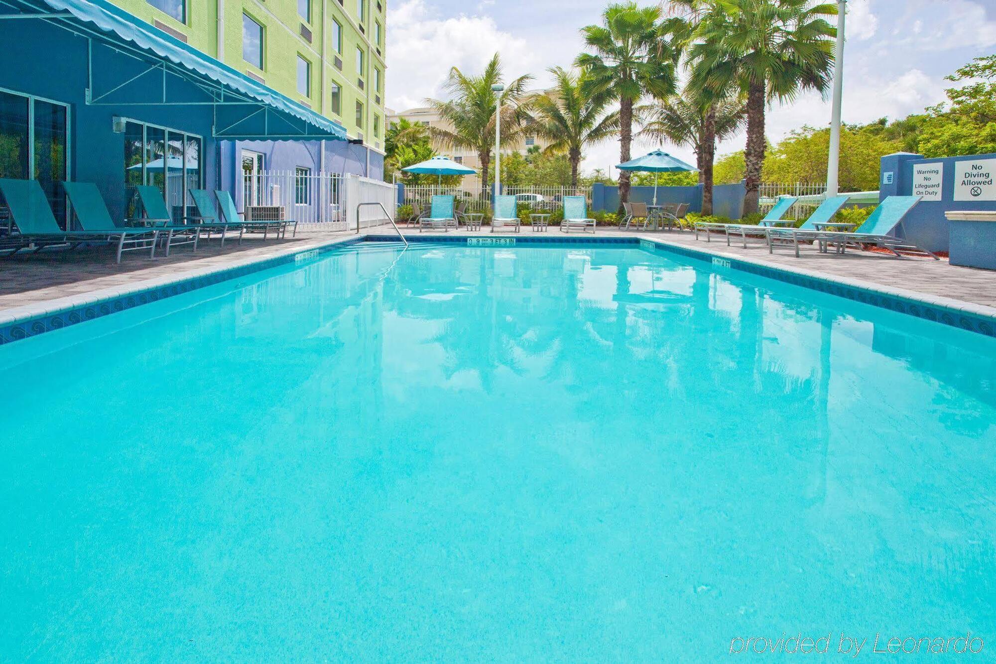 Holiday Inn Express Hotel & Suites Fort Lauderdale Airport/Cruise Port, An Ihg Hotel Esterno foto