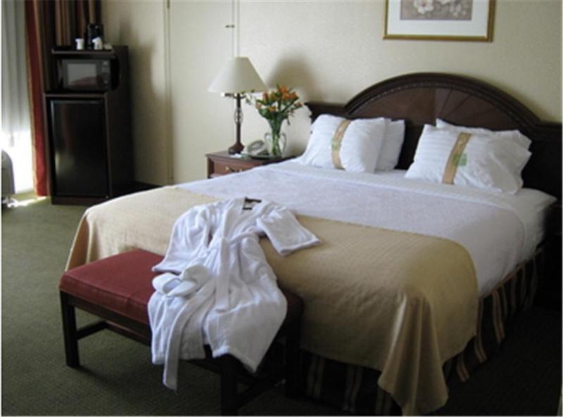 Comfort Inn & Suites Danbury-Bethel Esterno foto