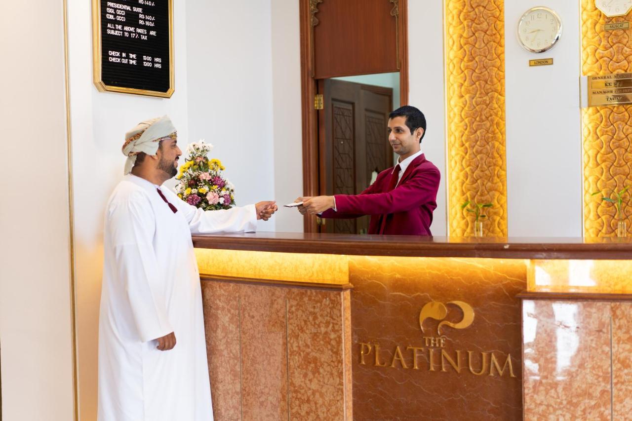 The Platinum Hotel Mascate Esterno foto