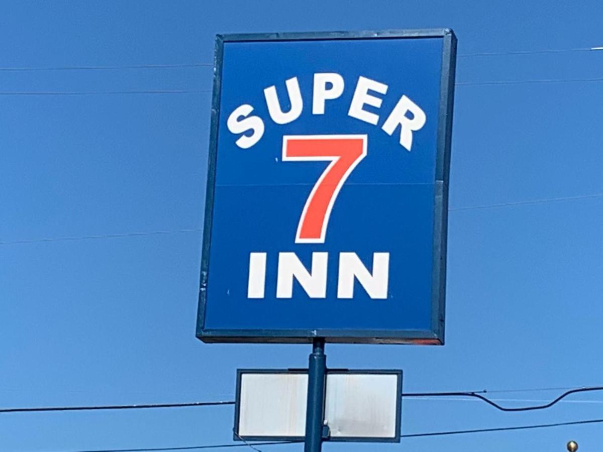 Super 7 Inn Dallas-Southwest Esterno foto
